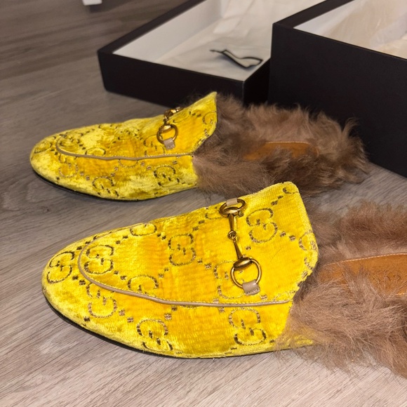 Yellow Velvet Monogram Gucci Princetown Size 42 - Picture 5 of 7